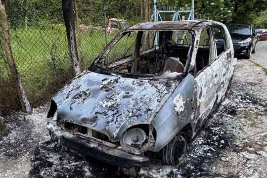 Του έκαψαν το αμάξι για τη φιλοζωική του δράση
